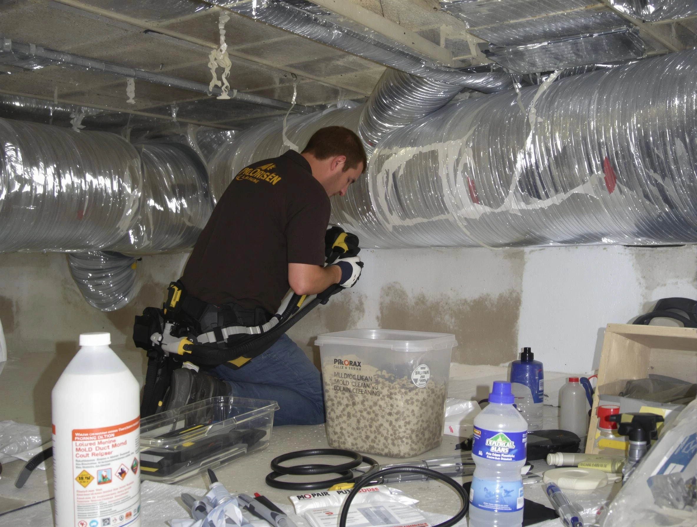 Casa Grande Air Duct Cleaning specialist performing professional mold removal from air ducts in Casa Grande